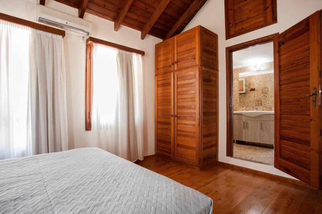 Chania Living Stories Villa With Piano Екстер'єр фото