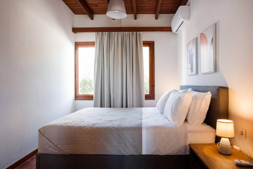 Chania Living Stories Villa With Piano Екстер'єр фото